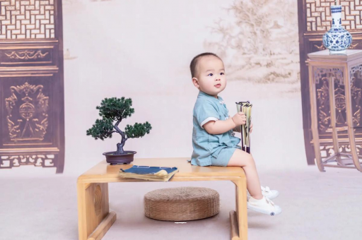 安宁怀孕多久小腹会隆起